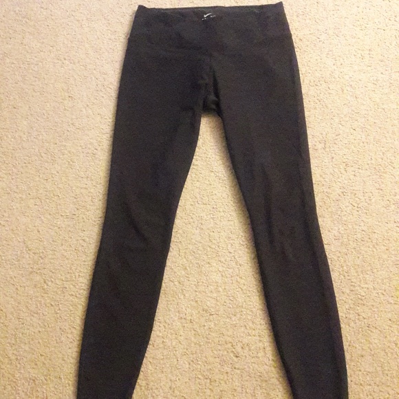 Nike Workout Legging - Picture 1 of 3